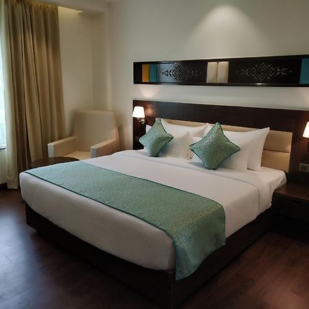 Hotel Dvij Inn Джайпур Екстериор снимка
