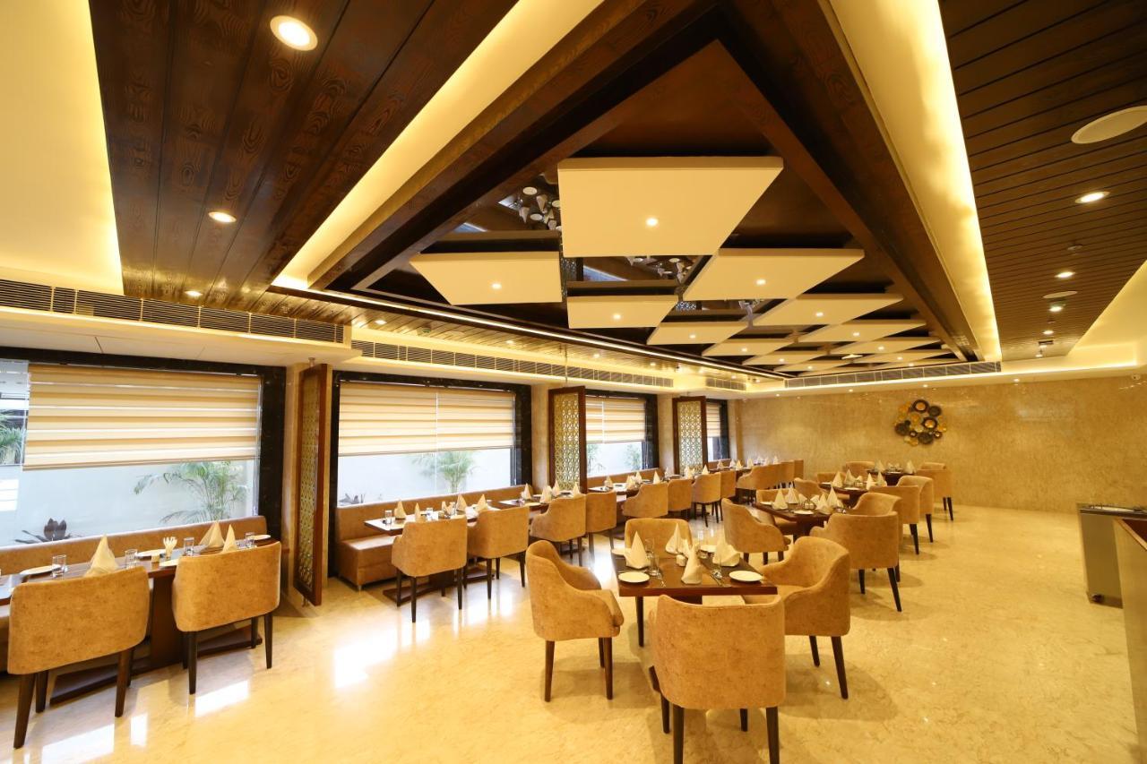 Hotel Dvij Inn Джайпур Екстериор снимка