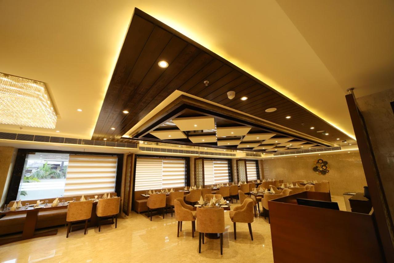Hotel Dvij Inn Джайпур Екстериор снимка