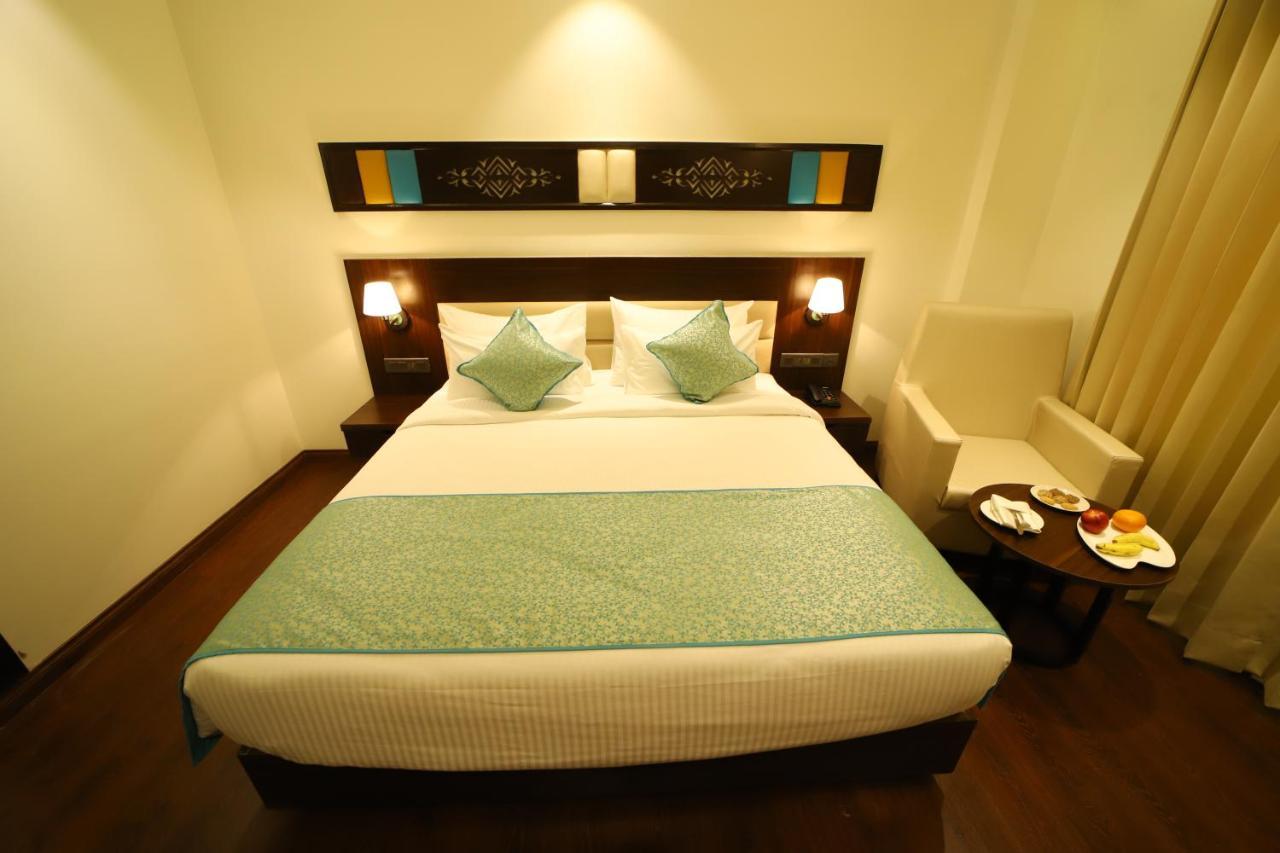 Hotel Dvij Inn Джайпур Екстериор снимка