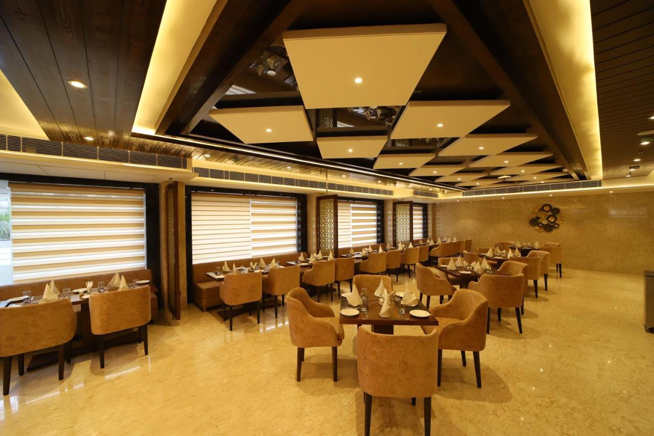 Hotel Dvij Inn Джайпур Екстериор снимка