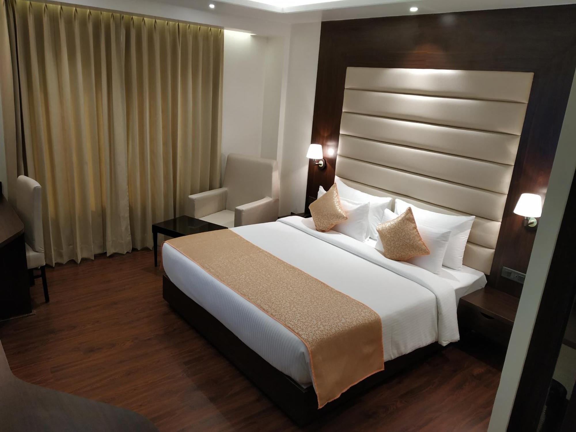 Hotel Dvij Inn Джайпур Екстериор снимка