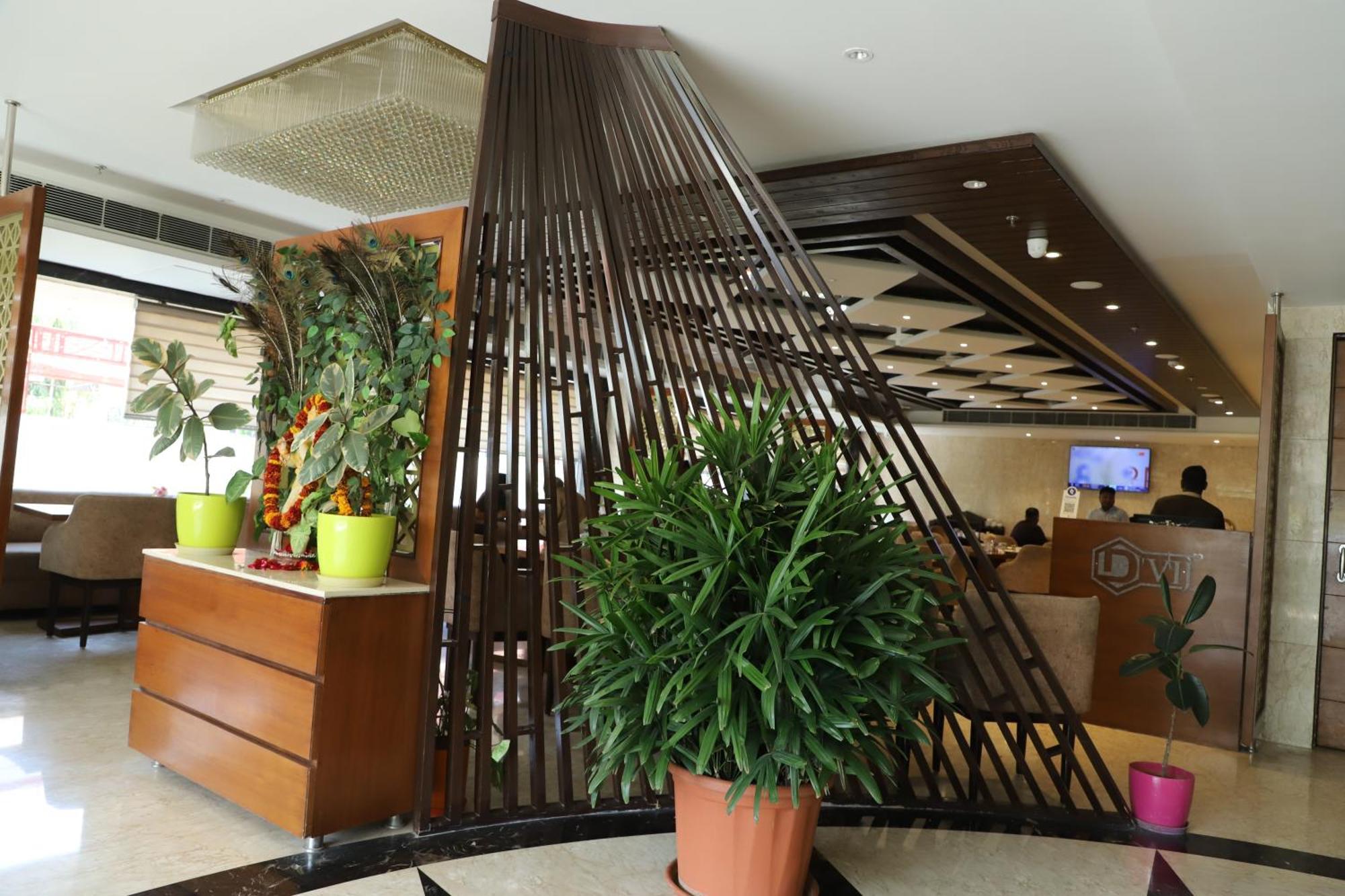 Hotel Dvij Inn Джайпур Екстериор снимка